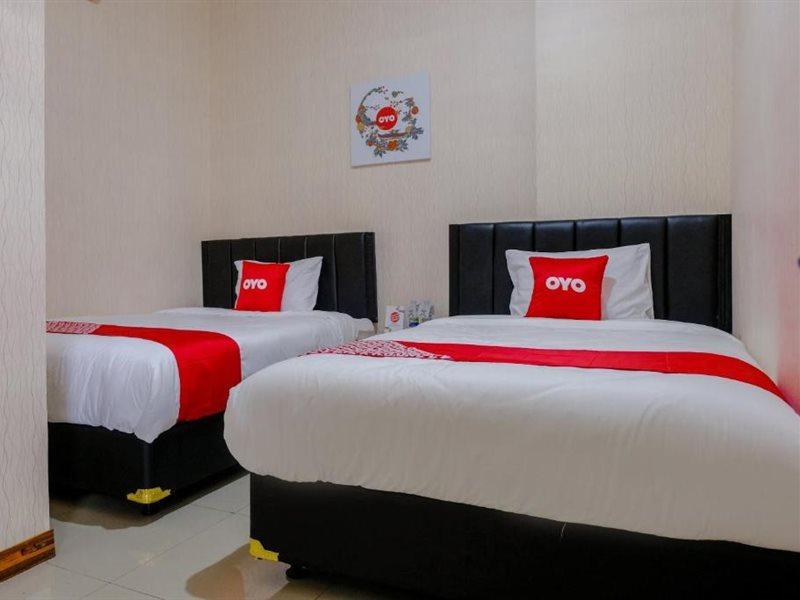 Reddoorz Near Flyover Arjosari Malang Exterior photo