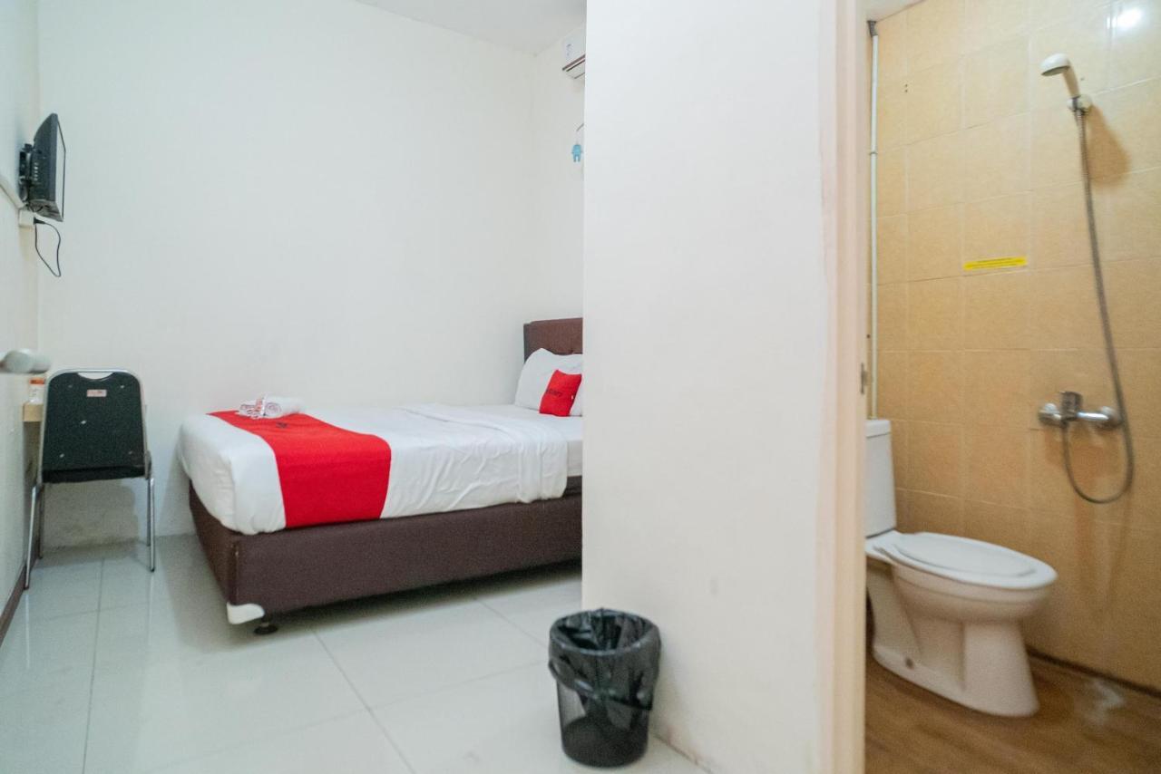 Reddoorz Near Flyover Arjosari Malang Exterior photo